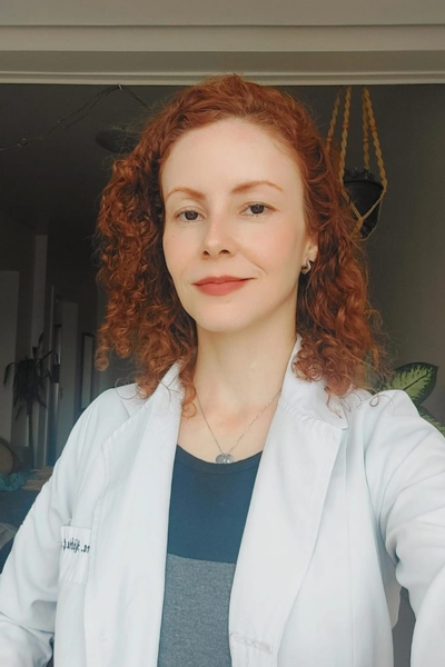 Núbia R. Alencar de Freitas, MD